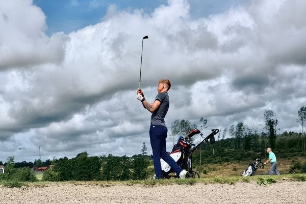 Unlocking the Secrets of the Perfect Golf Backswing: A Comprehensive Guide